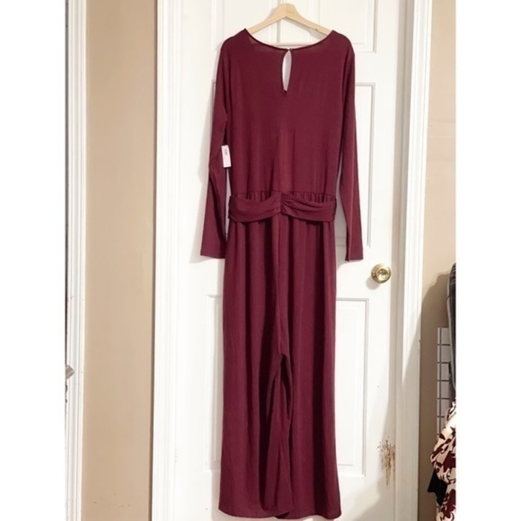Old Navy Wide Leg Jumpsuit - Picture 3 of 11